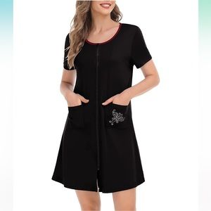 Zip up cotton robe